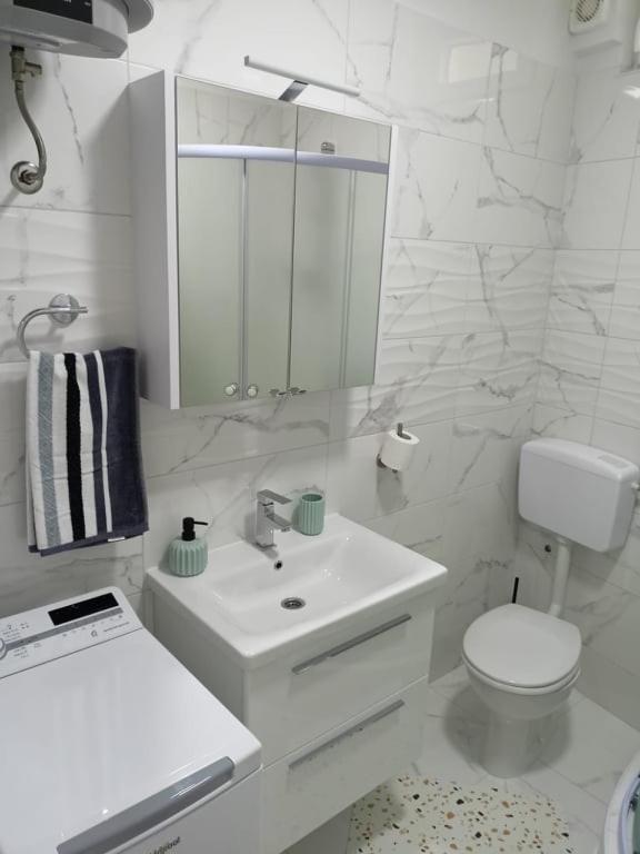 Studio Apartman Maria Apartment Kastela Ngoại thất bức ảnh